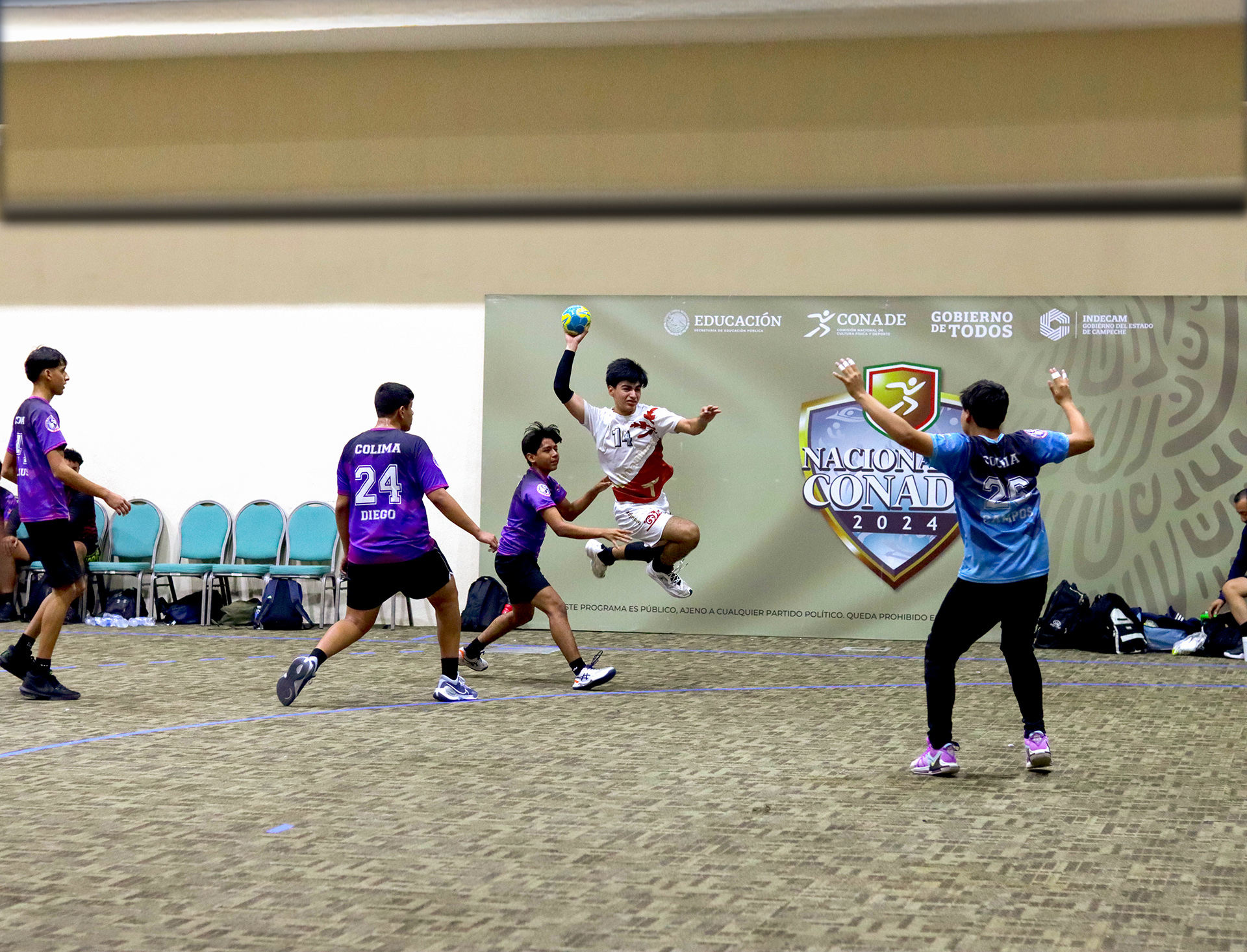 HANDBALL